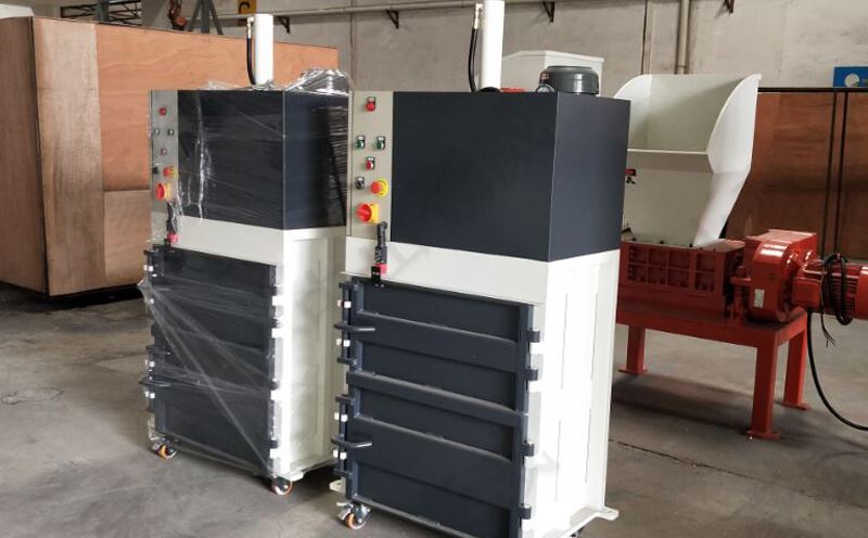 小型船用垃圾压缩打包机